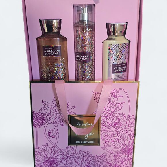 Bath & Body Works Moms Are Magic A Thousand Wishes Gift Set - Picture 1 of 2